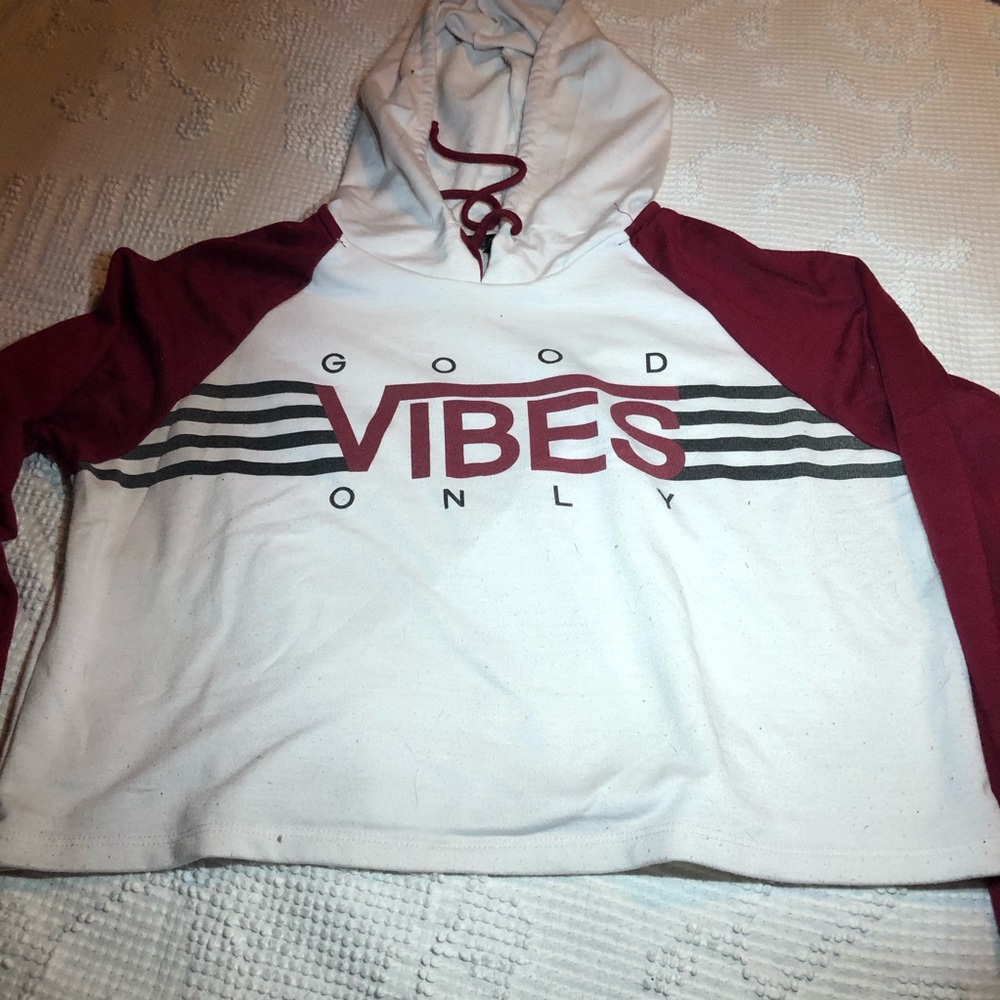 Cute cropped sweatshirt